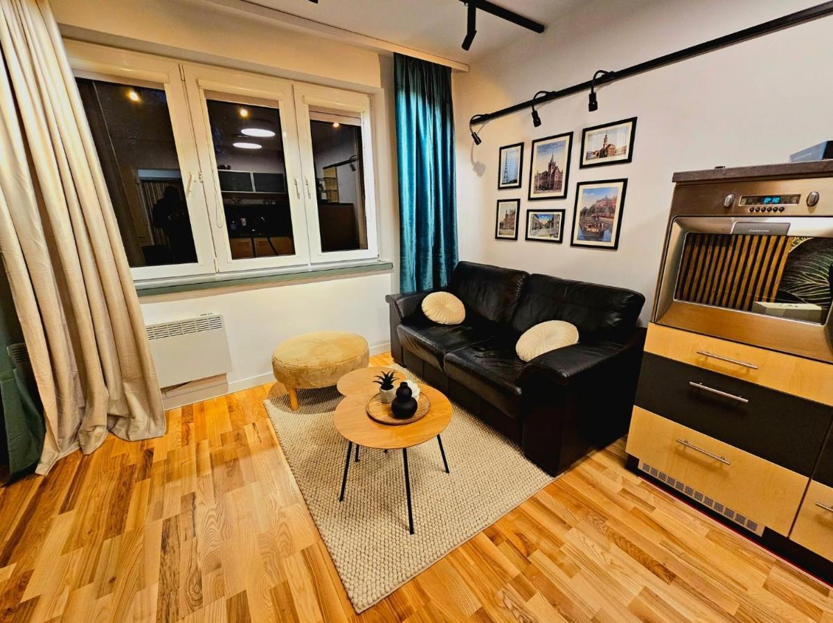 Eddie'S Luxury Apartments 格利维采 外观 照片